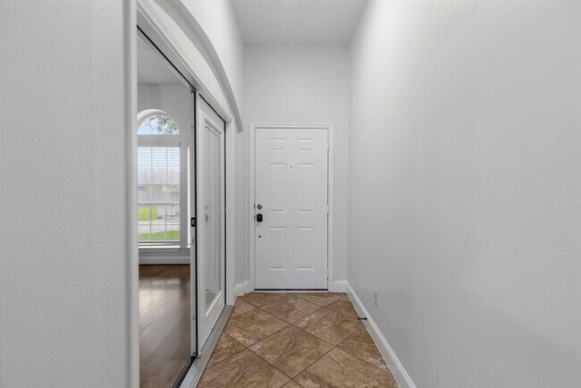 Building Photo - 1315 Cameron Park Ln