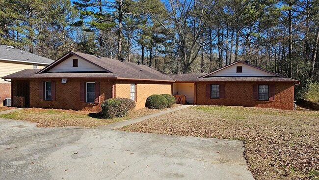 Primary Photo - 1714 Riverside Ct NE