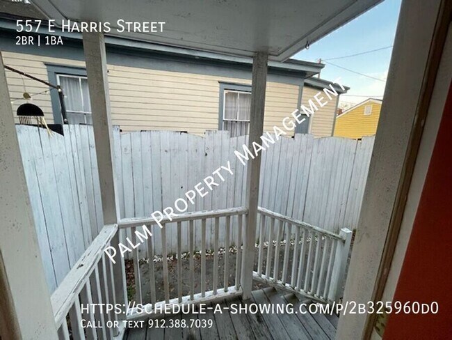 Building Photo - 557 E Harris St