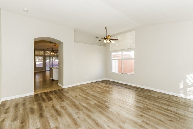 Building Photo - 5037 Via De Fortuna Way