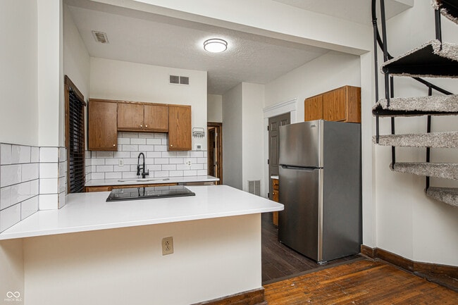 Building Photo - 2107 N Pennsylvania St