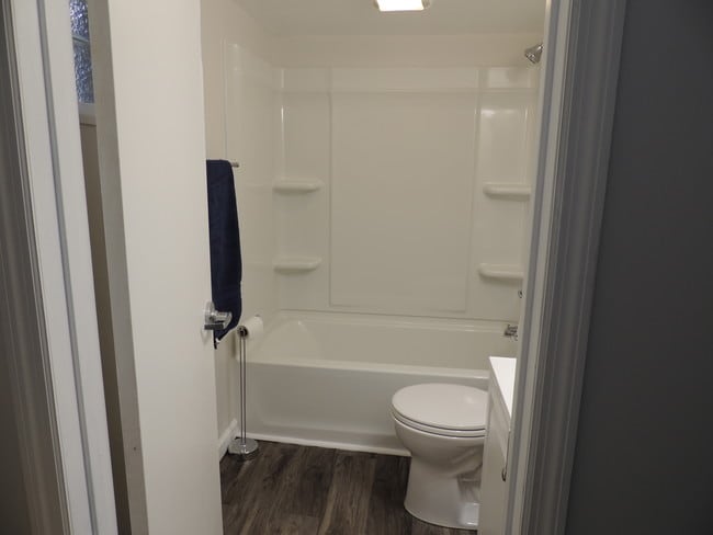 Building Photo - 9663 West Ave