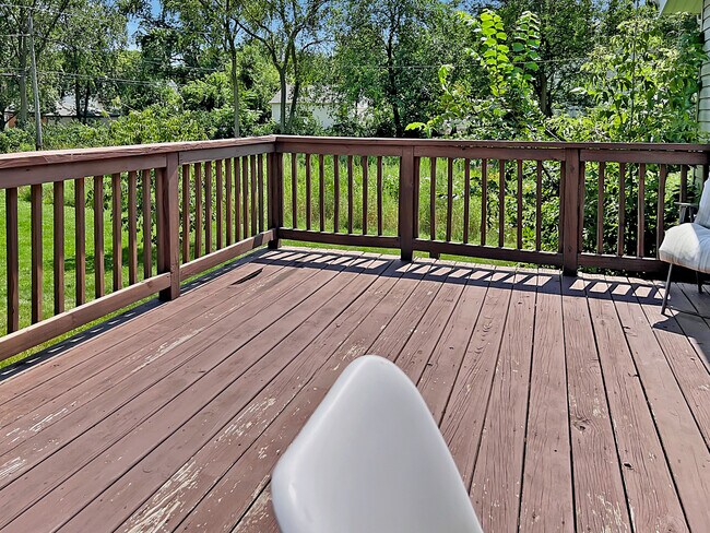 Building Photo - 5639 Main St