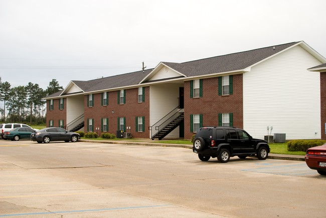 Anterior View - Hillside Apartments