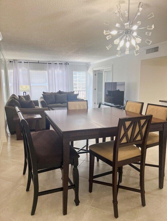 Primary Photo - 405 N Ocean Blvd