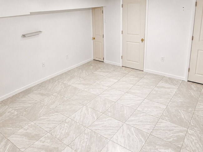 Building Photo - Three-Bedroom Graduate Hospital Home with Finished Basement and Private Patio