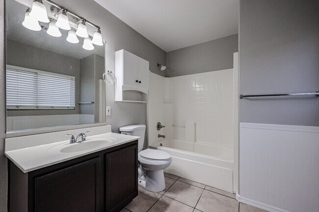 Building Photo - COMING SOON !! Amazing 5 bedrooms and bathrooms in one of the best school districts!