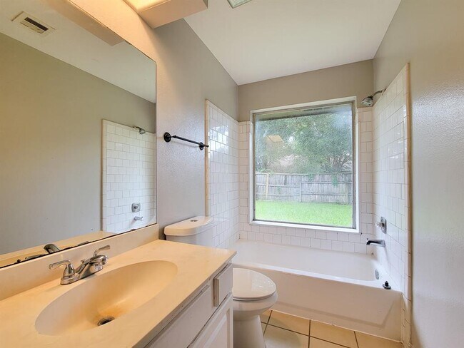 Building Photo - 22714 Paradise Gate Dr