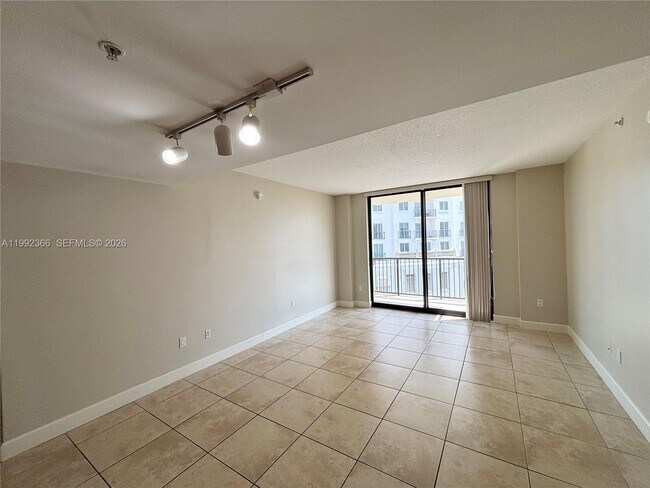 Building Photo - 55 Merrick Wy