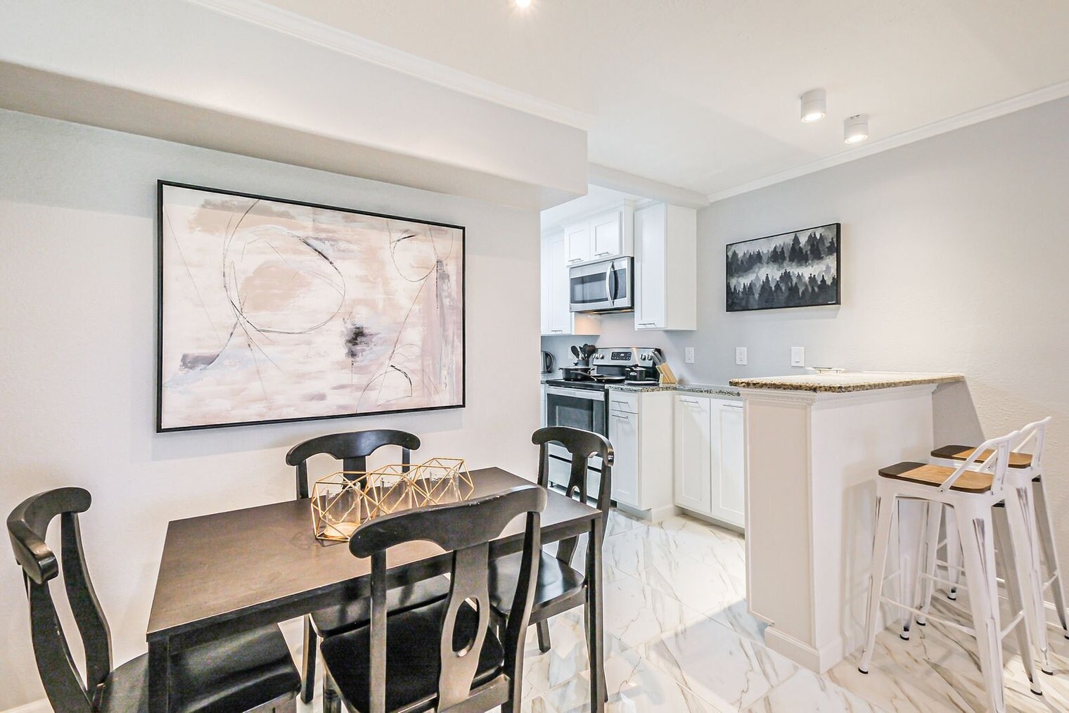 Building Photo - 2507 Montrose Blvd