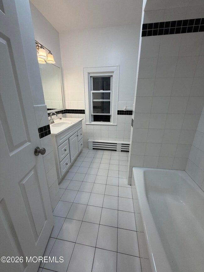 Building Photo - 63 Norwood Ave