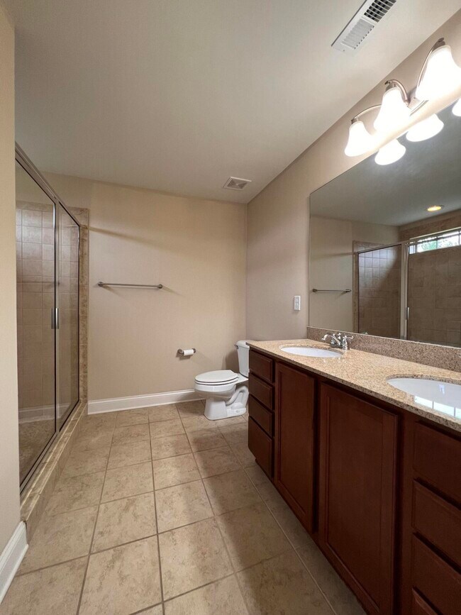 Building Photo - 1014 Sugarbush Trail