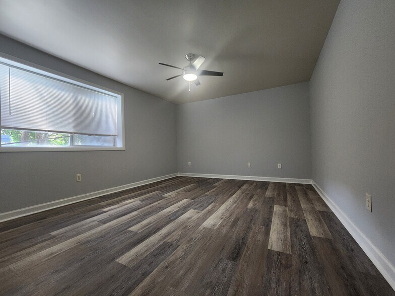 Building Photo - 3124 Brinkley Rd