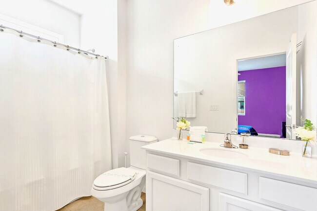 Building Photo - 2618 Calistoga Ave