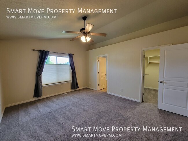 Building Photo - 3618 N Alexis Way