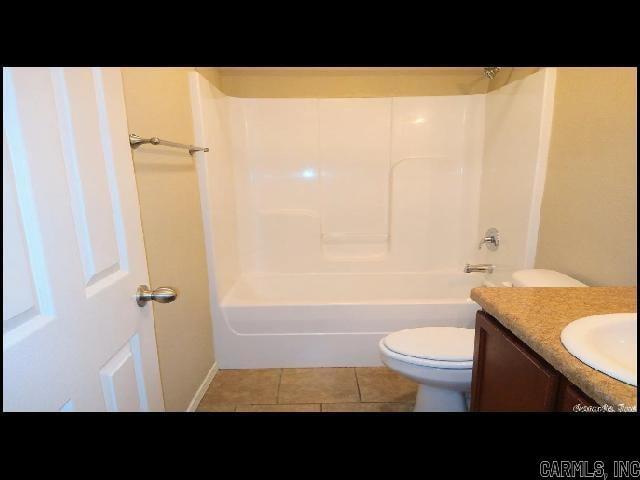 Building Photo - 316 Saunders Dr