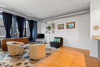 Building Photo - 2 bedroom in Chicago IL 60640
