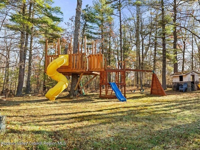 Building Photo - 20 Sherman Rd