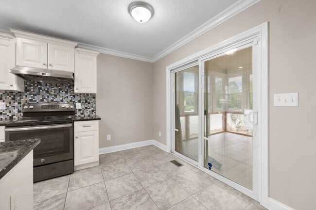 Building Photo - 1444 Brew Moss Dr