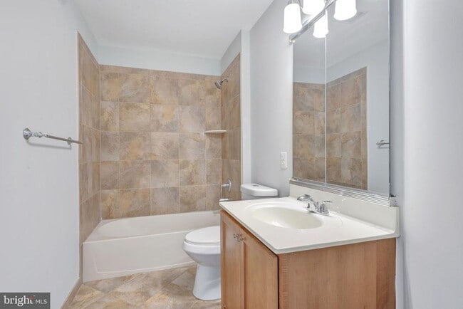 Building Photo - 4238 Chariot Way