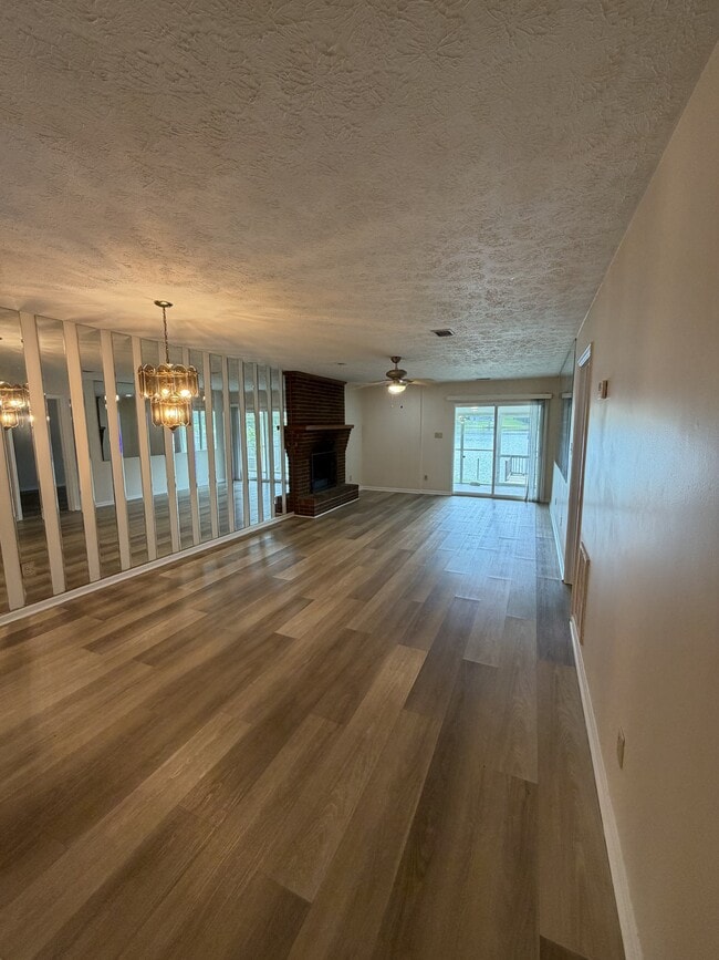 Building Photo - 311 Leisure Lake Dr