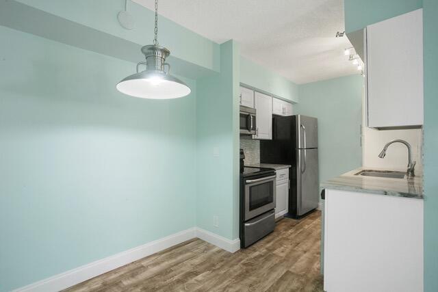 Building Photo - 6479 Chasewood Dr