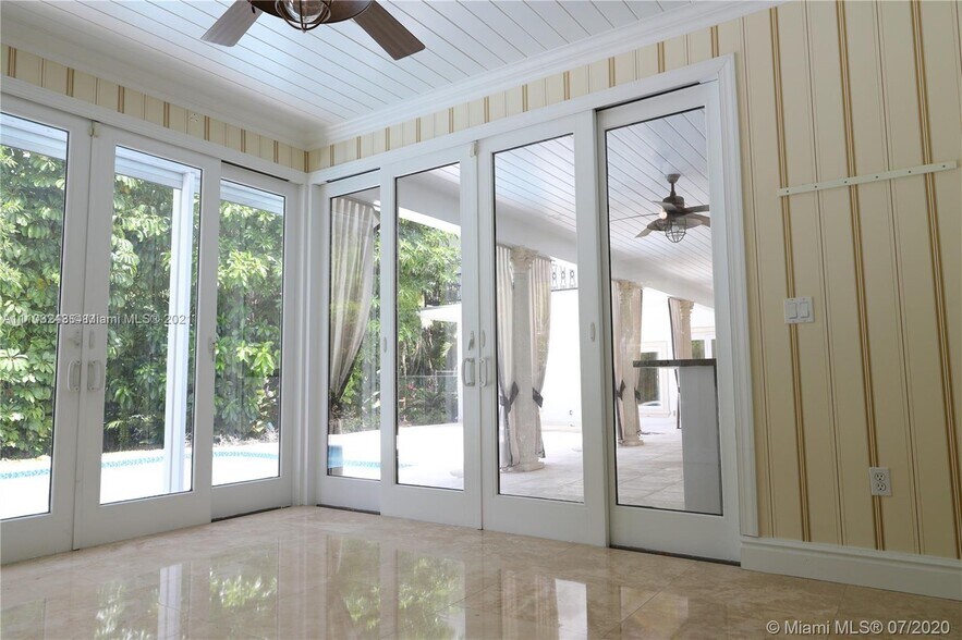 Building Photo - 6540 SW 135th Ter