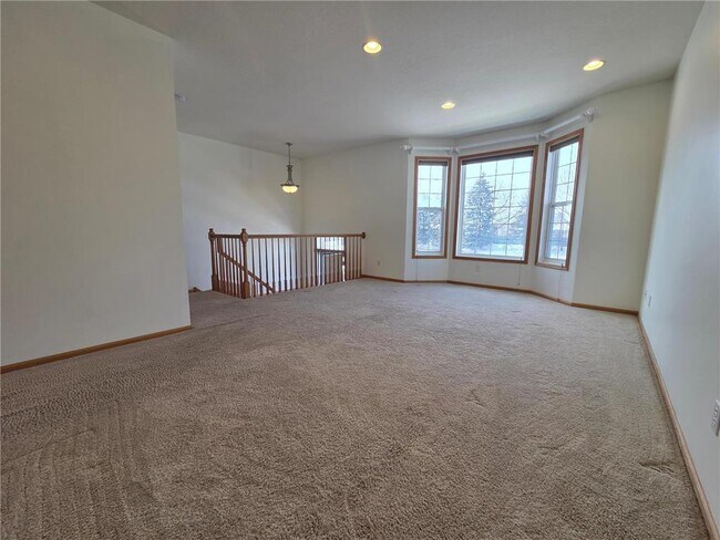 Building Photo - 15842 Frisian Ln