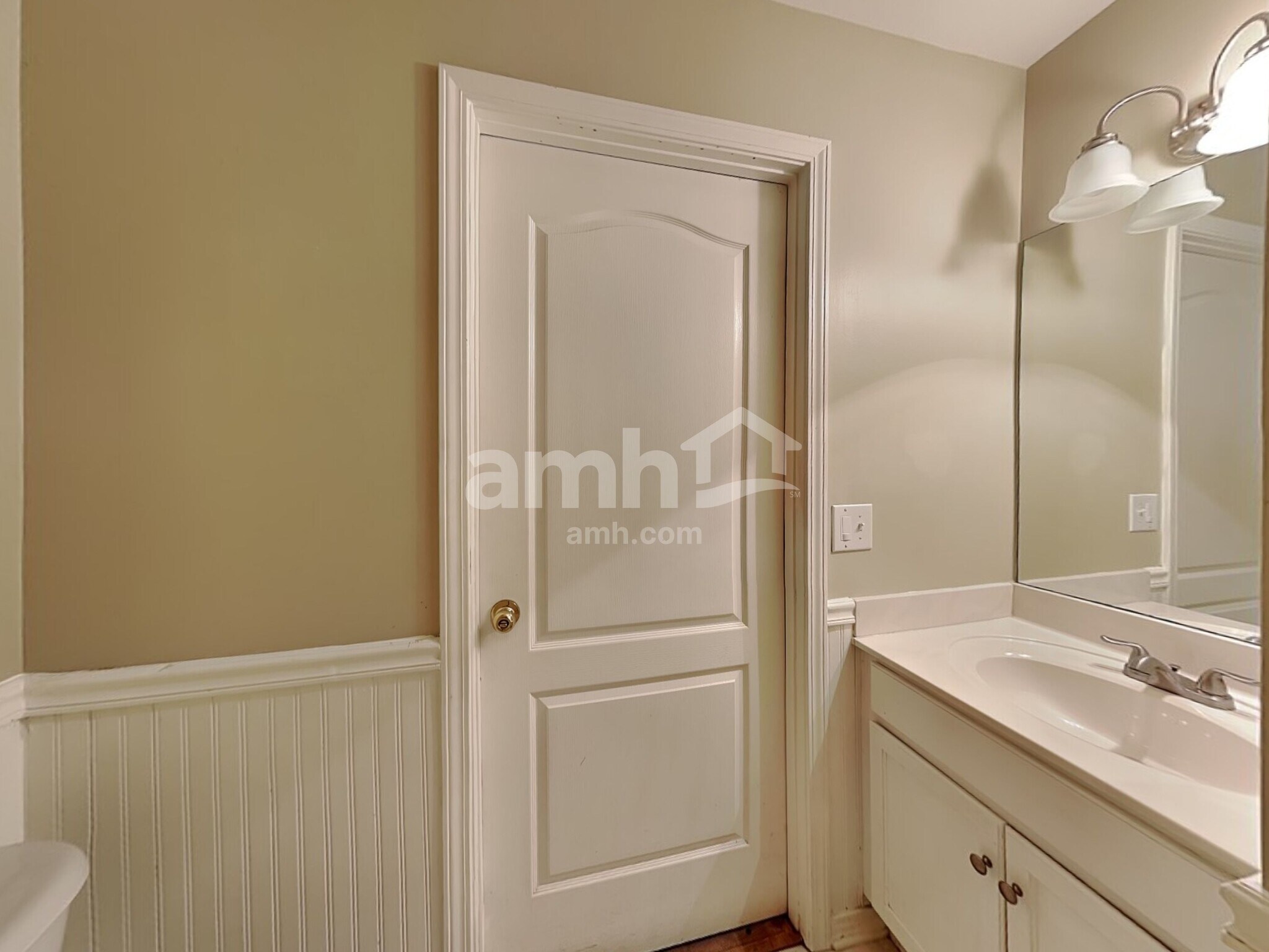 Building Photo - 1039 Saddle Wood Dr