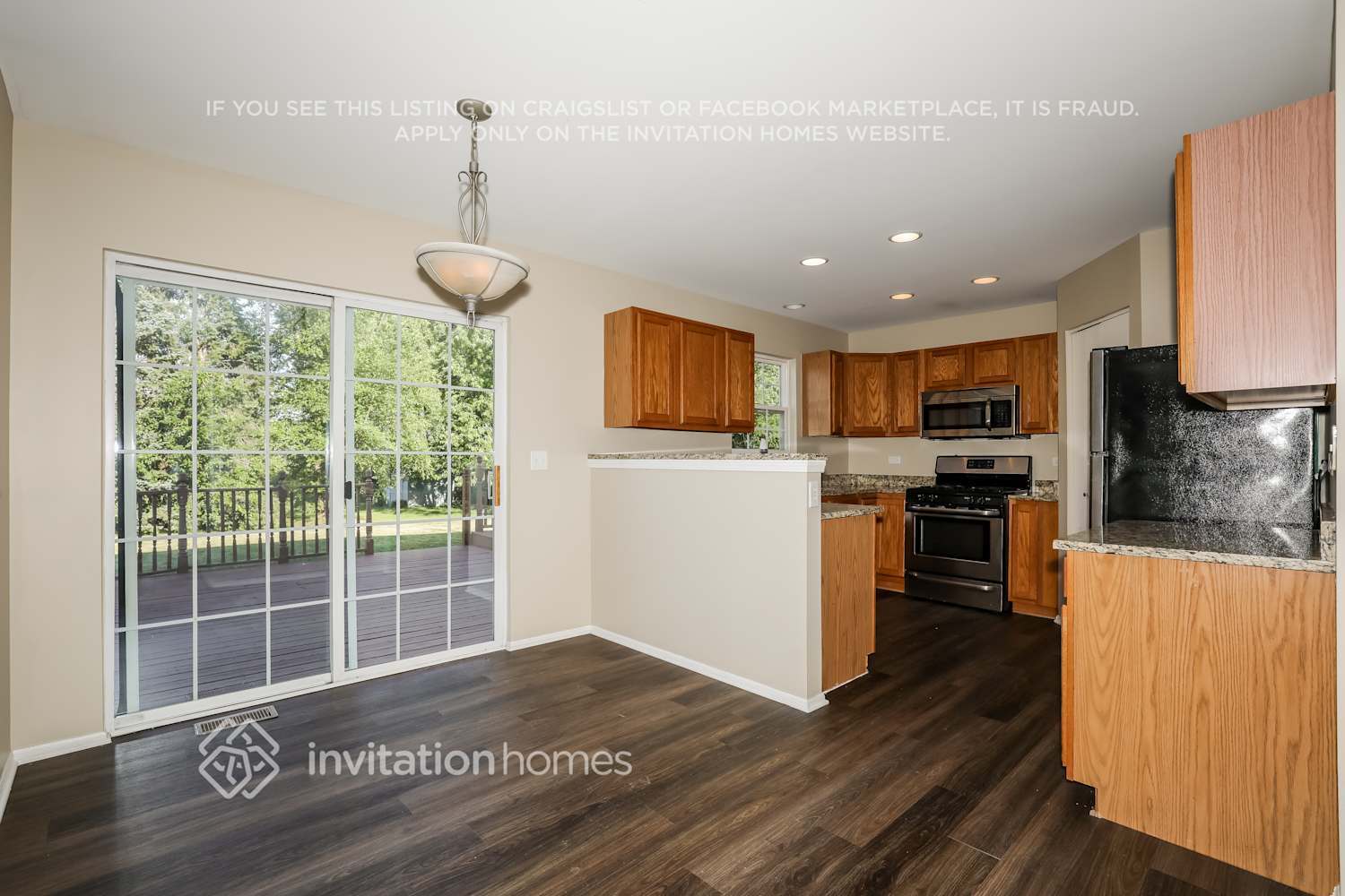 Building Photo - 475 Raintree Dr