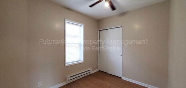 Building Photo - 839 N Broadway St