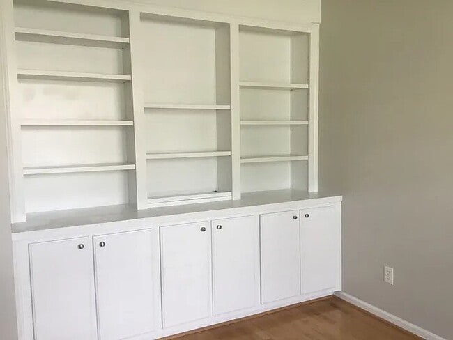 Building Photo - 453 Indigo Ridge Dr