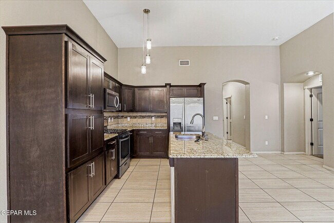 Building Photo - 14949 Jerry Armstrong Ct