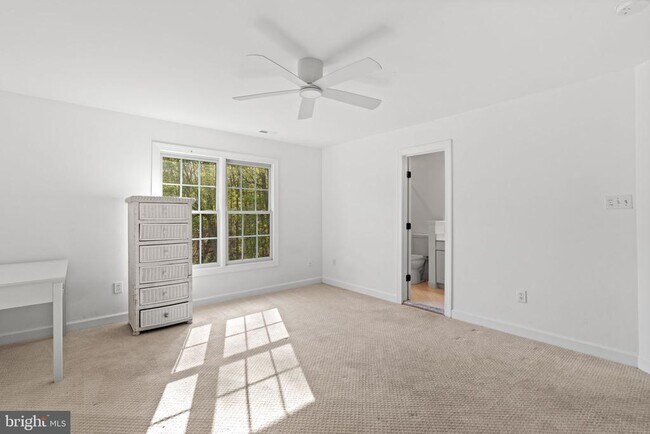 Building Photo - 14216 Cervantes Ave