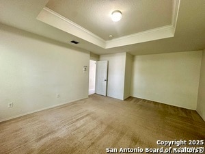 Building Photo - 5811 Providence Oak
