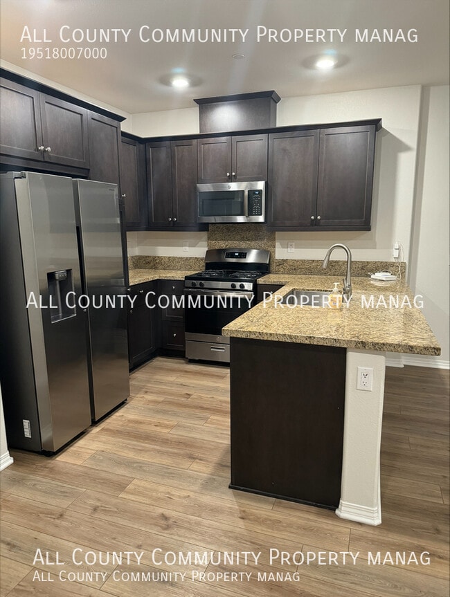 Building Photo - 34495 Agave Dr