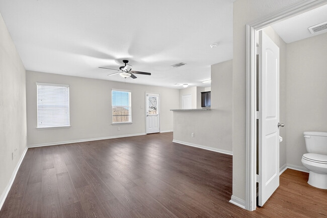 Building Photo - 308 Yearwood Ln