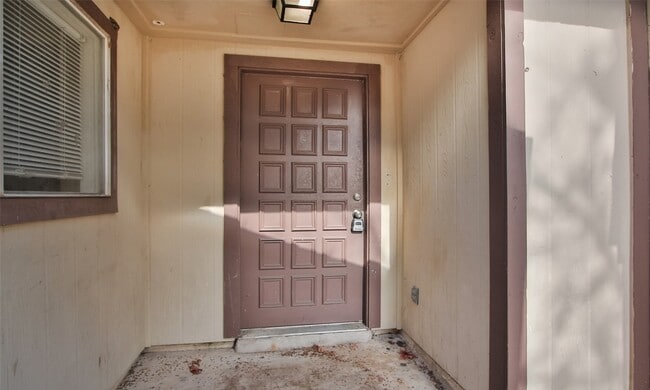 Building Photo - 19438 Cypress River Dr