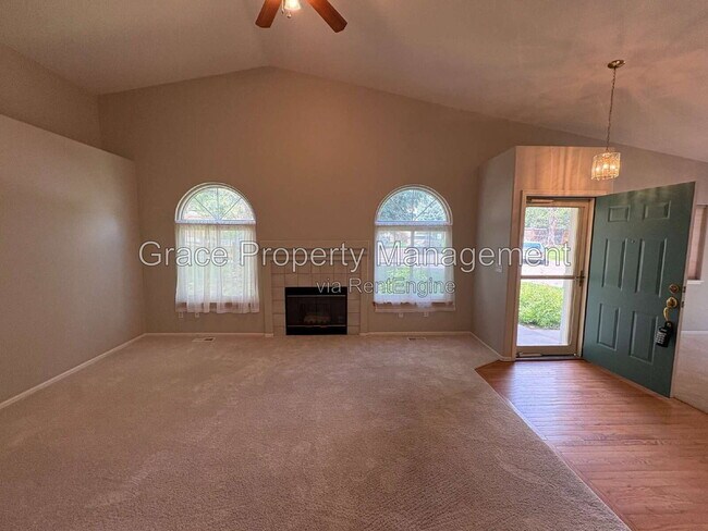 Building Photo - 8340 S Upham Way