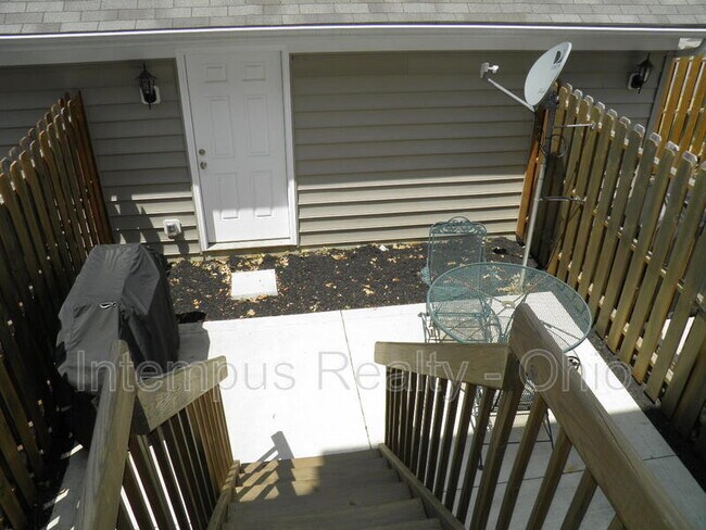 Building Photo - 3869 Dowitcher Ln
