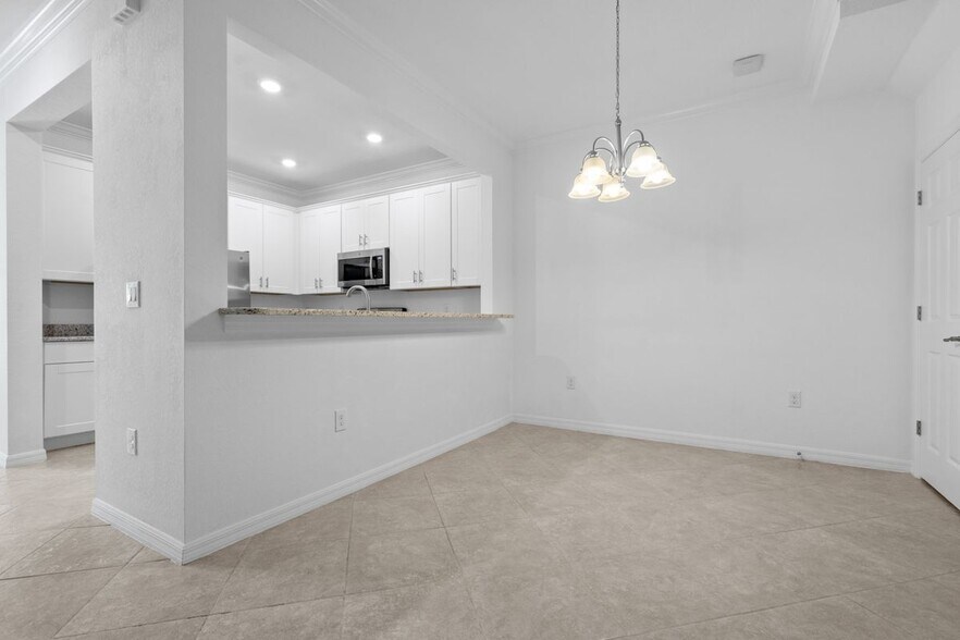 Building Photo - 12568 Westhaven Way