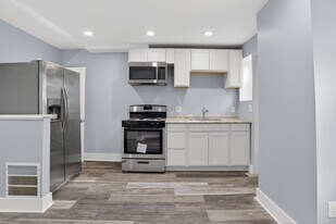 Building Photo - 3335 Lyndale Ave