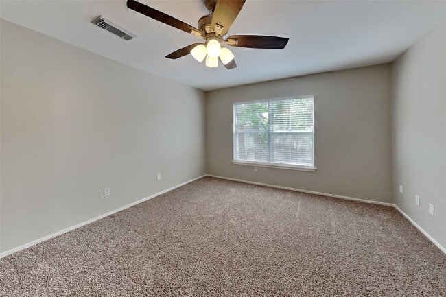 Building Photo - 11 Fiddleleaf Ct
