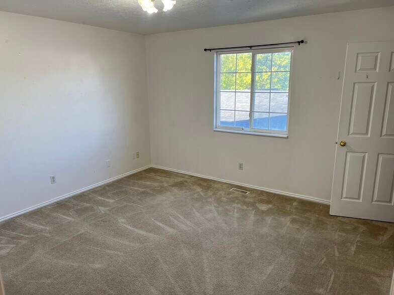 Building Photo - 144 W 1310 S