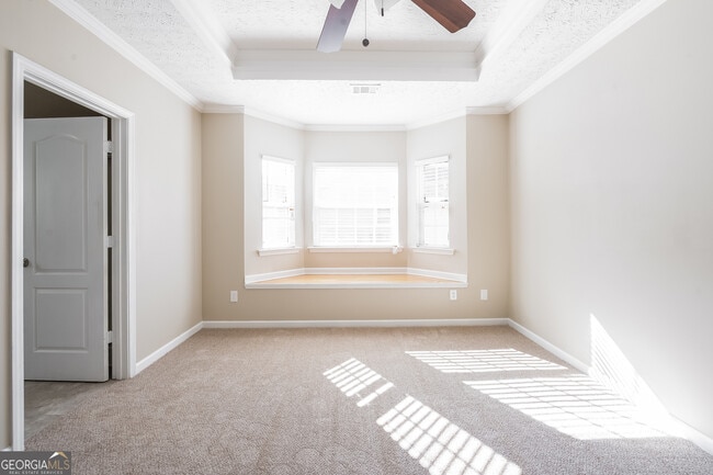 Building Photo - 5345 Yellow Pine Dr