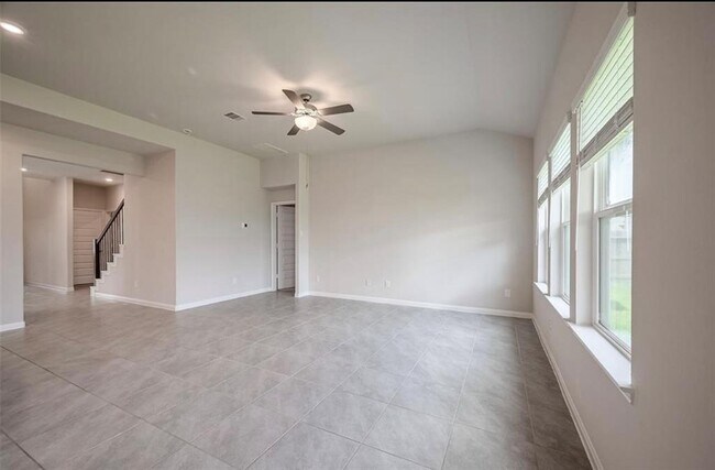 Primary Photo - 1123 Vine House Dr