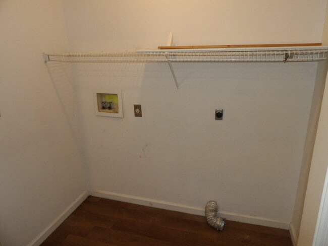 Building Photo - 107 Shannon Ln