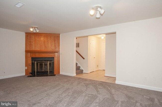Building Photo - 6071 Joust Ln