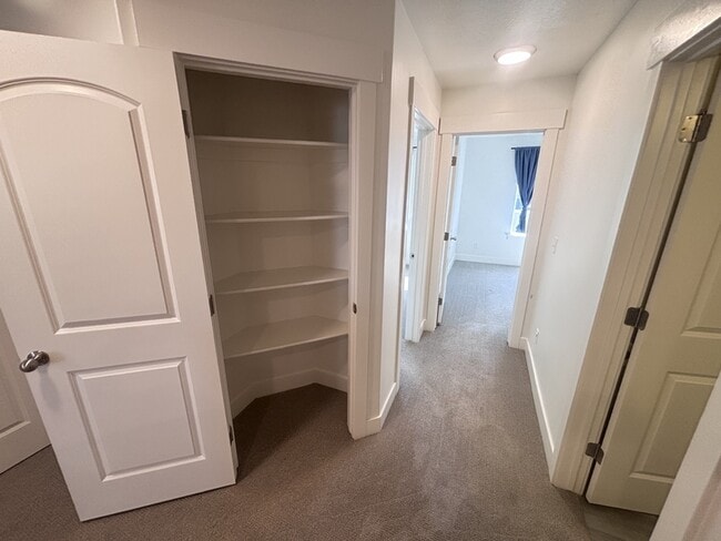 Building Photo - 3985 W 1960 N