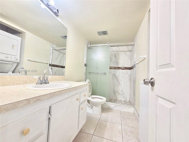 Building Photo - 4159 NW 90th Ave